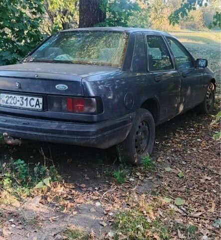 Серый Форд Сиерра, объемом двигателя 2 л и пробегом 300 тыс. км за 750 $, фото 1 на Automoto.ua
