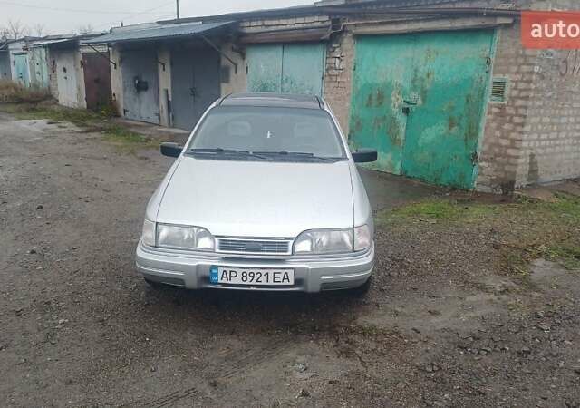 Серый Форд Сиерра, объемом двигателя 2 л и пробегом 120 тыс. км за 2700 $, фото 2 на Automoto.ua