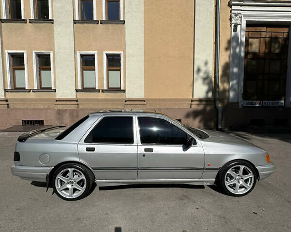 Сірий Форд Сієрра, об'ємом двигуна 2 л та пробігом 120 тис. км за 2500 $, фото 7 на Automoto.ua