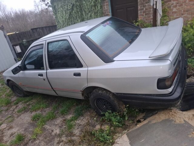 Серый Форд Сиерра, объемом двигателя 2 л и пробегом 300 тыс. км за 1191 $, фото 2 на Automoto.ua