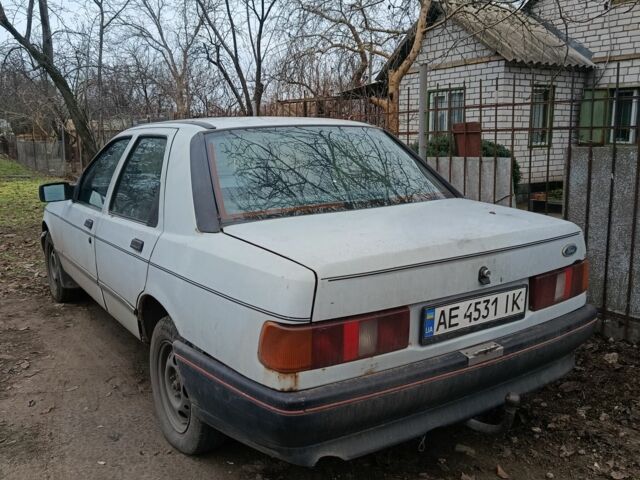 Сірий Форд Сієрра, об'ємом двигуна 1.6 л та пробігом 234 тис. км за 650 $, фото 3 на Automoto.ua