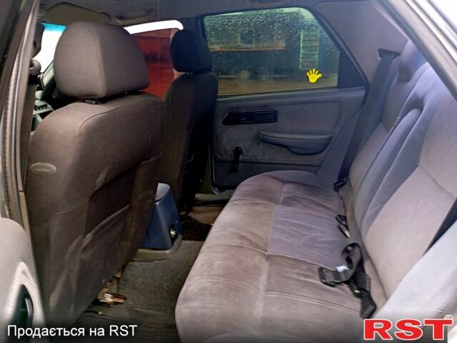 Сірий Форд Сієрра, об'ємом двигуна 1.8 л та пробігом 240 тис. км за 1600 $, фото 5 на Automoto.ua