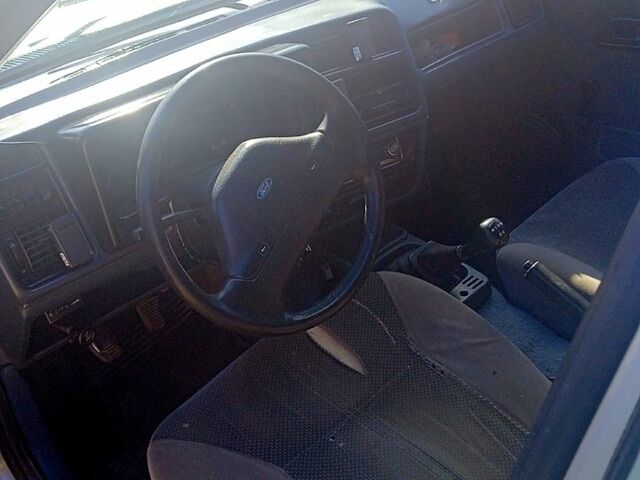 Сірий Форд Сієрра, об'ємом двигуна 1.8 л та пробігом 0 тис. км за 700 $, фото 4 на Automoto.ua