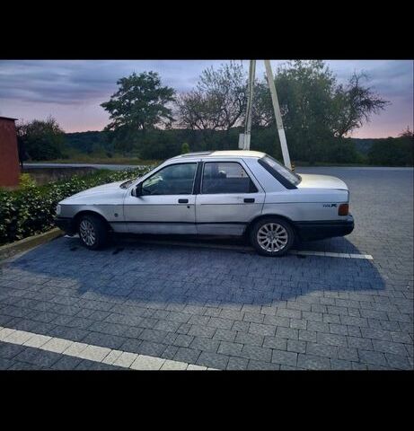 Форд Сієрра 1987 у Ужгороді на Automoto.ua Сірий Форд Сієрра, об'ємом двигуна 2 л та пробігом 350 тис. км за 672 $, фото 3 на Automoto.ua