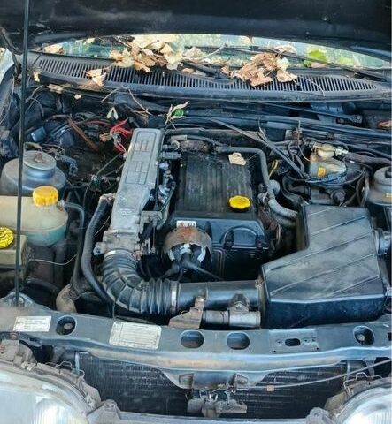 Серый Форд Сиерра, объемом двигателя 2 л и пробегом 300 тыс. км за 750 $, фото 2 на Automoto.ua