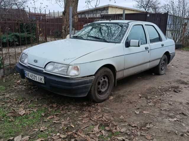 Сірий Форд Сієрра, об'ємом двигуна 1.6 л та пробігом 234 тис. км за 650 $, фото 2 на Automoto.ua