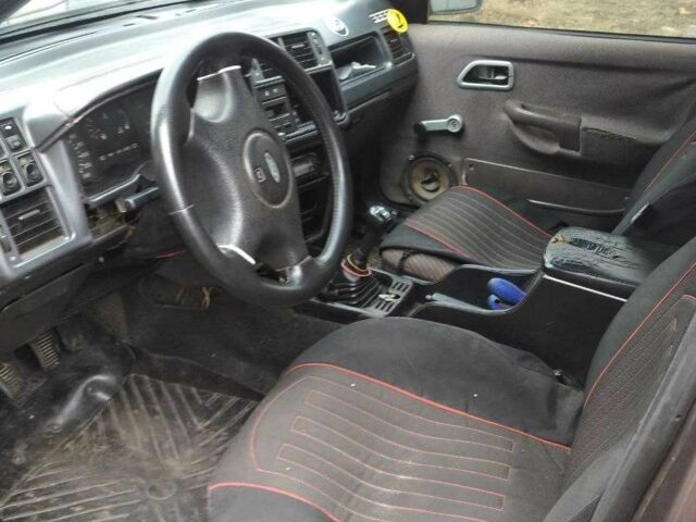 Серый Форд Сиерра, объемом двигателя 2.3 л и пробегом 250 тыс. км за 750 $, фото 2 на Automoto.ua