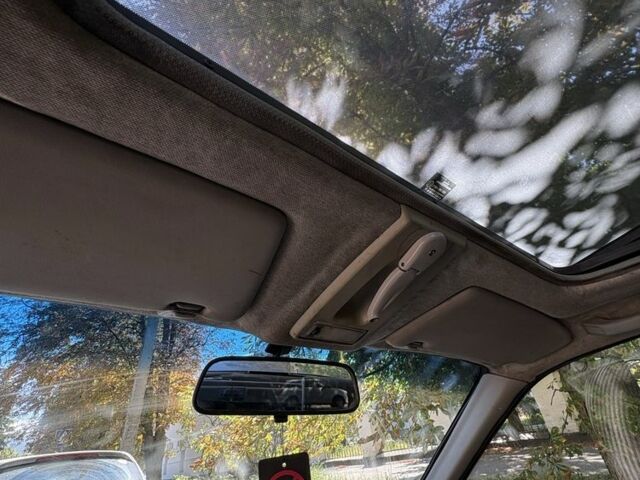 Серый Форд Сиерра, объемом двигателя 2 л и пробегом 376 тыс. км за 768 $, фото 3 на Automoto.ua