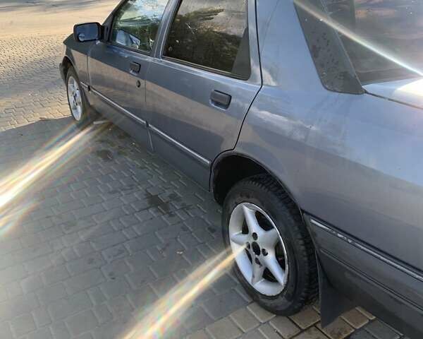 Сірий Форд Сієрра, об'ємом двигуна 1.8 л та пробігом 100 тис. км за 1100 $, фото 6 на Automoto.ua