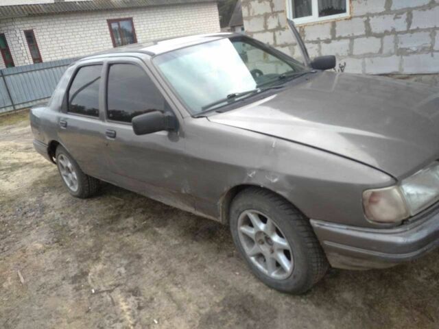 Серый Форд Сиерра, объемом двигателя 2.3 л и пробегом 250 тыс. км за 750 $, фото 5 на Automoto.ua