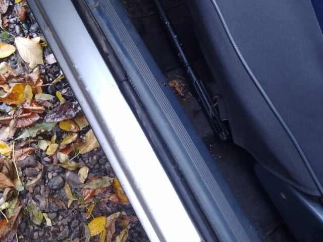 Серый Форд Сиерра, объемом двигателя 2 л и пробегом 500 тыс. км за 1000 $, фото 9 на Automoto.ua