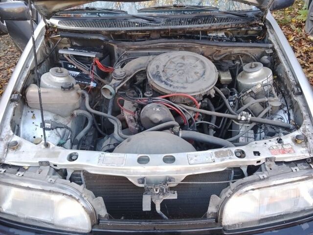 Серый Форд Сиерра, объемом двигателя 2 л и пробегом 500 тыс. км за 1000 $, фото 1 на Automoto.ua