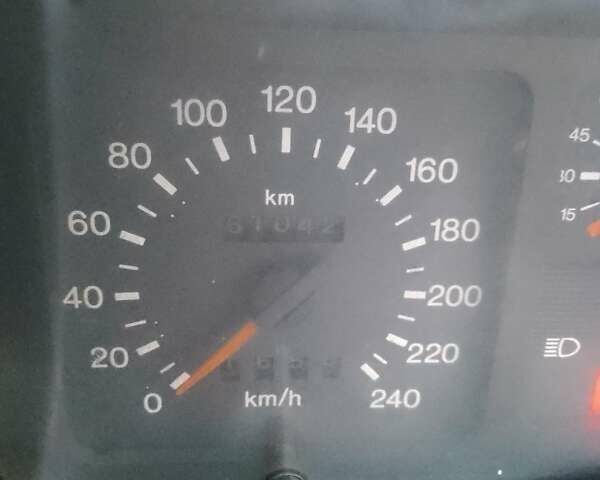 Серый Форд Сиерра, объемом двигателя 2 л и пробегом 500 тыс. км за 1000 $, фото 10 на Automoto.ua