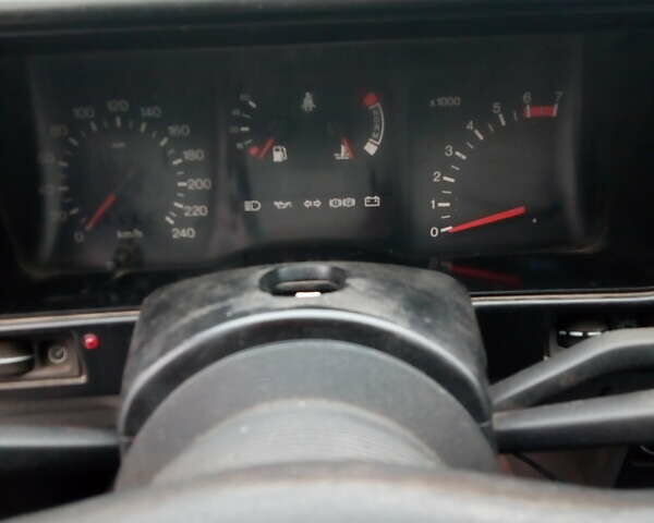 Сірий Форд Сієрра, об'ємом двигуна 1.8 л та пробігом 33 тис. км за 1100 $, фото 9 на Automoto.ua