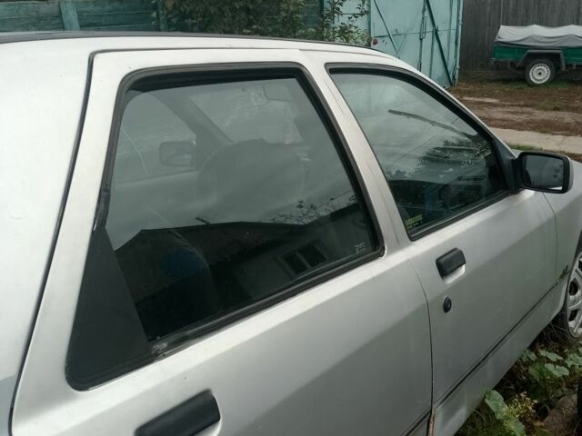 Сірий Форд Сієрра, об'ємом двигуна 2 л та пробігом 576 тис. км за 360 $, фото 1 на Automoto.ua