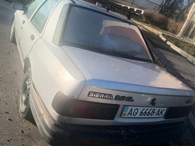 Серый Форд Сиерра, объемом двигателя 2 л и пробегом 150 тыс. км за 426 $, фото 4 на Automoto.ua