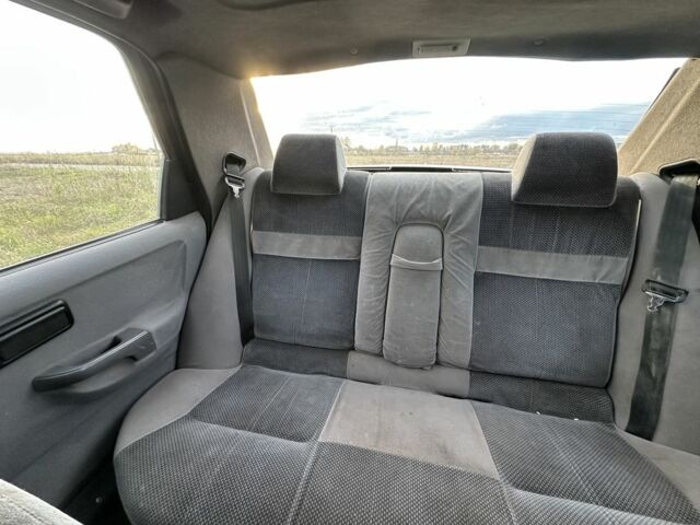 Сірий Форд Сієрра, об'ємом двигуна 2 л та пробігом 350 тис. км за 900 $, фото 6 на Automoto.ua