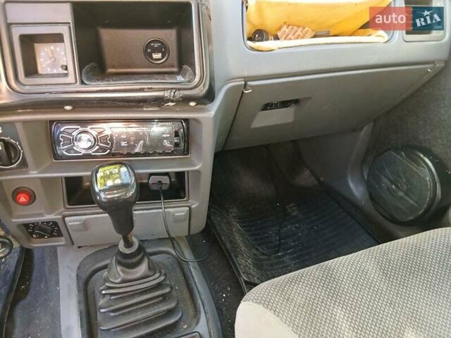 Серый Форд Сиерра, объемом двигателя 2 л и пробегом 222 тыс. км за 1100 $, фото 4 на Automoto.ua