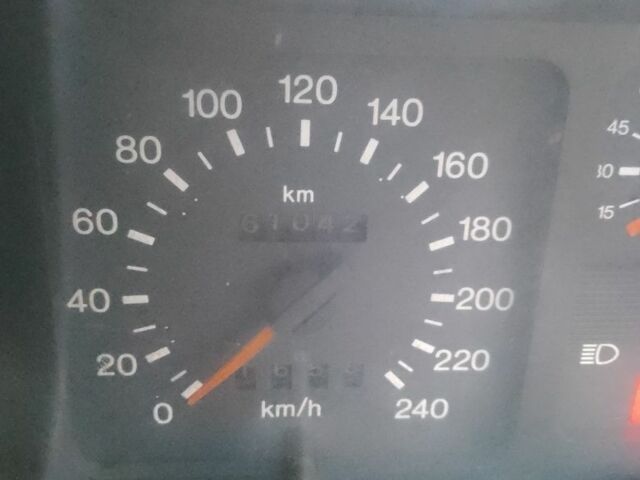 Серый Форд Сиерра, объемом двигателя 2 л и пробегом 500 тыс. км за 1000 $, фото 11 на Automoto.ua