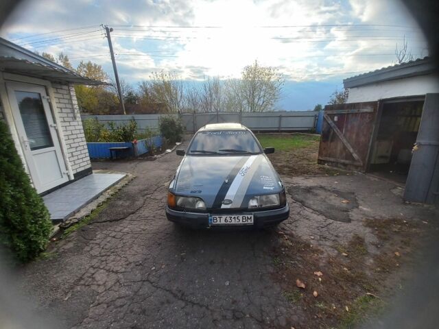 Сірий Форд Сієрра, об'ємом двигуна 2 л та пробігом 1 тис. км за 650 $, фото 1 на Automoto.ua