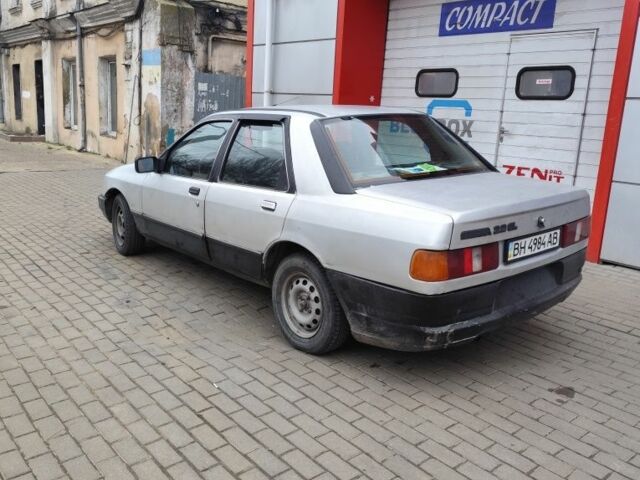 Серый Форд Сиерра, объемом двигателя 2 л и пробегом 54 тыс. км за 1350 $, фото 4 на Automoto.ua