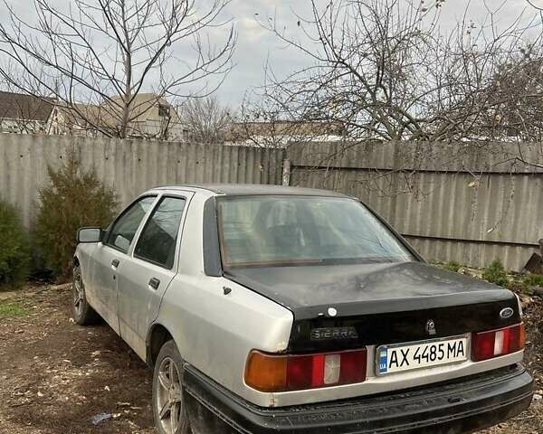 Серый Форд Сиерра, объемом двигателя 2 л и пробегом 170 тыс. км за 630 $, фото 1 на Automoto.ua