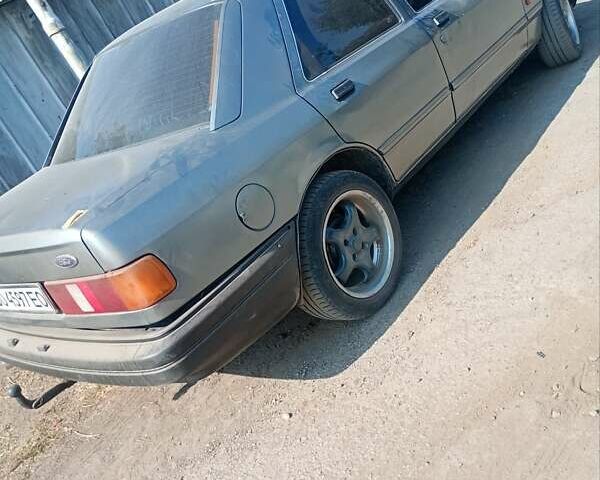 Сірий Форд Сієрра, об'ємом двигуна 2.3 л та пробігом 250 тис. км за 1600 $, фото 5 на Automoto.ua