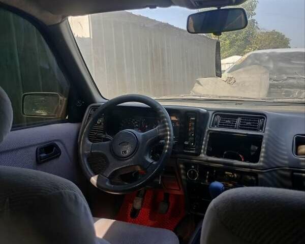 Сірий Форд Сієрра, об'ємом двигуна 2.3 л та пробігом 250 тис. км за 1600 $, фото 2 на Automoto.ua