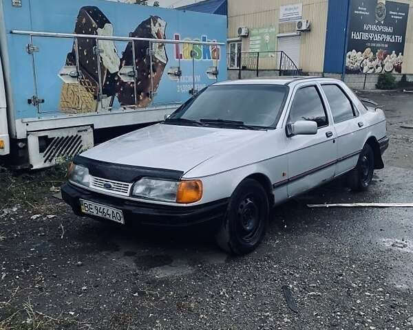 Серый Форд Сиерра, объемом двигателя 2 л и пробегом 200 тыс. км за 676 $, фото 3 на Automoto.ua