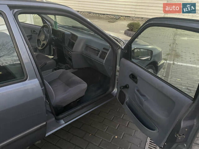 Серый Форд Сиерра, объемом двигателя 2 л и пробегом 169 тыс. км за 1750 $, фото 15 на Automoto.ua