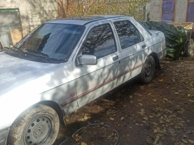 Серый Форд Сиерра, объемом двигателя 2 л и пробегом 13 тыс. км за 716 $, фото 2 на Automoto.ua