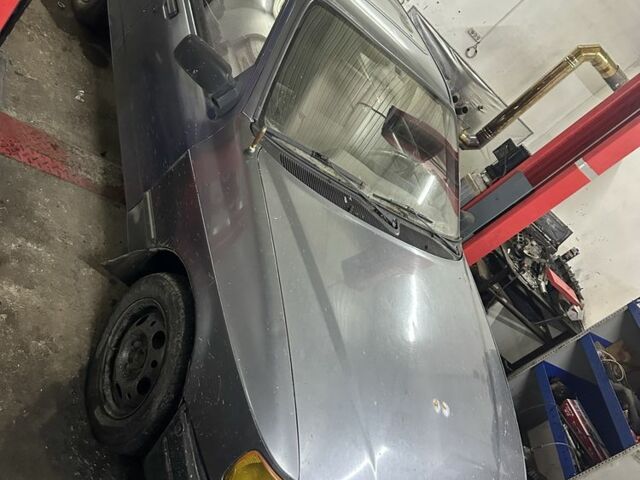 Серый Форд Сиерра, объемом двигателя 2 л и пробегом 200 тыс. км за 350 $, фото 1 на Automoto.ua