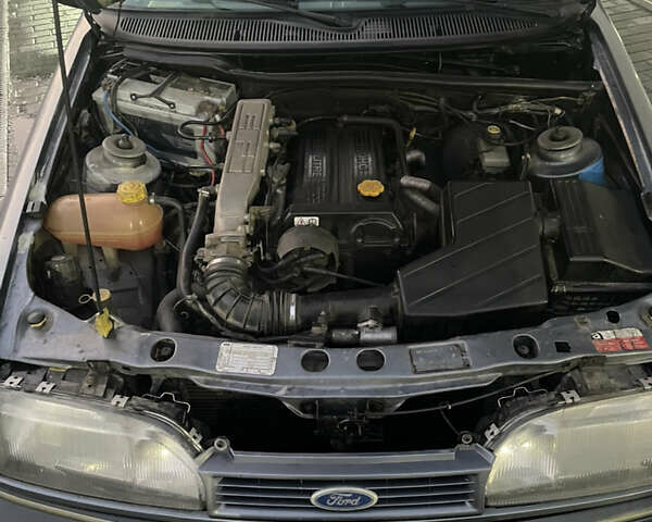 Серый Форд Сиерра, объемом двигателя 2 л и пробегом 169 тыс. км за 1750 $, фото 21 на Automoto.ua