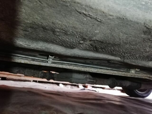 Форд Сиерра 1990 в Чернигове на Automoto.ua Серый Форд Сиерра, объемом двигателя 2 л и пробегом 240 тыс. км за 1200 $, фото 7 на Automoto.ua