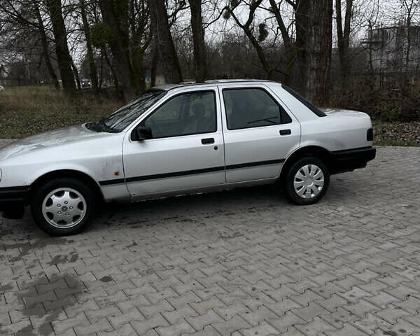 Серый Форд Сиерра, объемом двигателя 1.8 л и пробегом 200 тыс. км за 999 $, фото 4 на Automoto.ua