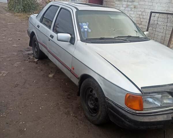 Сірий Форд Сієрра, об'ємом двигуна 2 л та пробігом 120 тис. км за 758 $, фото 4 на Automoto.ua