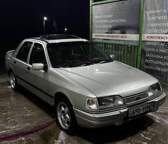Серый Форд Сиерра, объемом двигателя 2 л и пробегом 999 тыс. км за 400 $, фото 3 на Automoto.ua