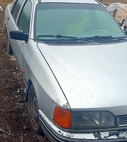 Сірий Форд Сієрра, об'ємом двигуна 2 л та пробігом 300 тис. км за 300 $, фото 4 на Automoto.ua