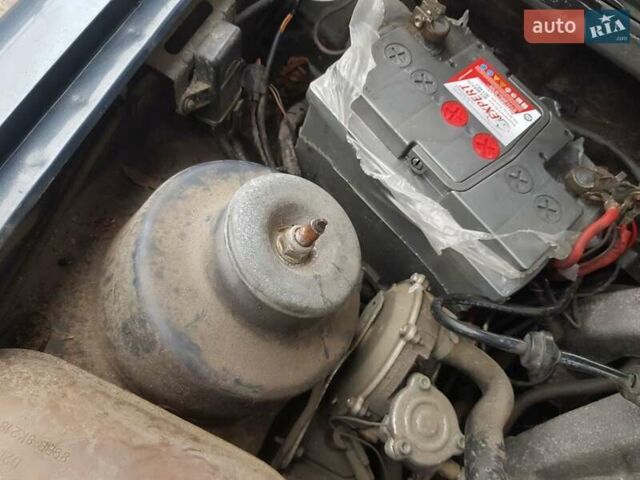 Серый Форд Сиерра, объемом двигателя 2 л и пробегом 253 тыс. км за 1300 $, фото 18 на Automoto.ua