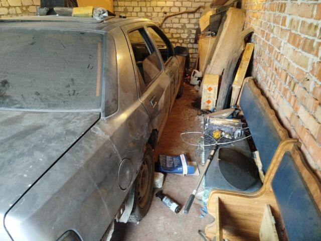 Серый Форд Сиерра, объемом двигателя 0 л и пробегом 1000 тыс. км за 400 $, фото 13 на Automoto.ua