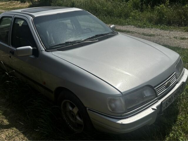 Серый Форд Сиерра, объемом двигателя 2 л и пробегом 999 тыс. км за 400 $, фото 5 на Automoto.ua