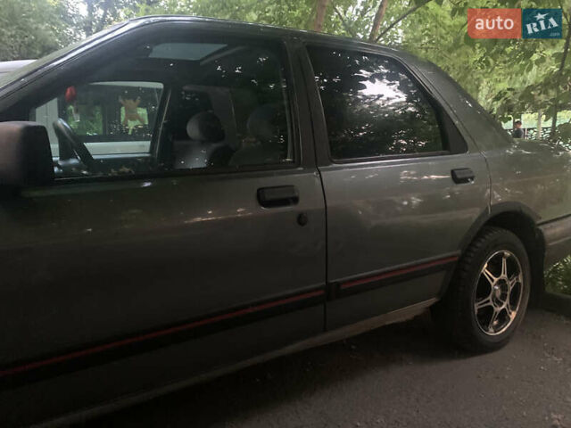 Сірий Форд Сієрра, об'ємом двигуна 1.6 л та пробігом 355 тис. км за 1000 $, фото 7 на Automoto.ua