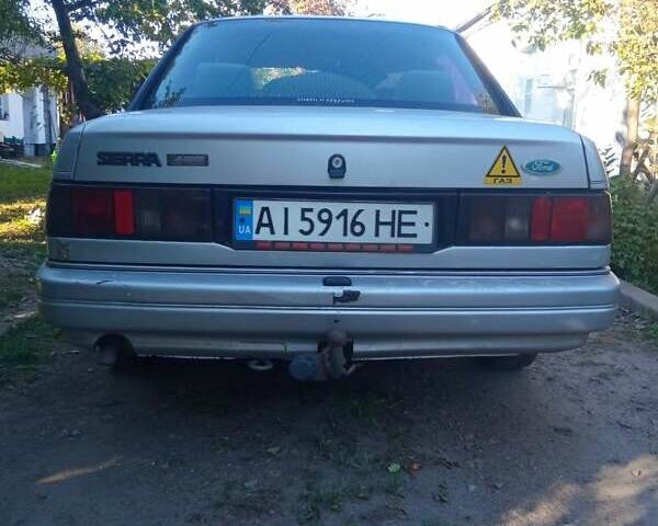 Сірий Форд Сієрра, об'ємом двигуна 1.8 л та пробігом 110 тис. км за 1300 $, фото 1 на Automoto.ua