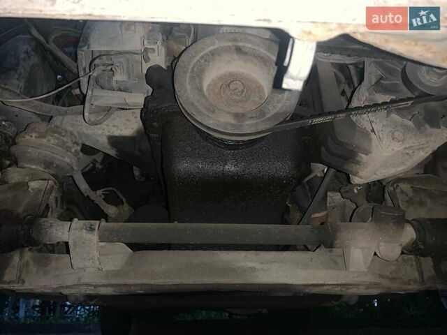 Сірий Форд Сієрра, об'ємом двигуна 1.6 л та пробігом 355 тис. км за 1000 $, фото 1 на Automoto.ua