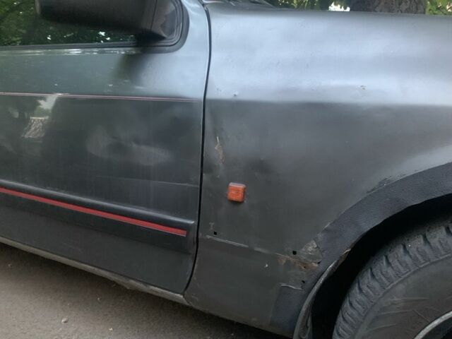 Сірий Форд Сієрра, об'ємом двигуна 1.6 л та пробігом 355 тис. км за 1000 $, фото 1 на Automoto.ua