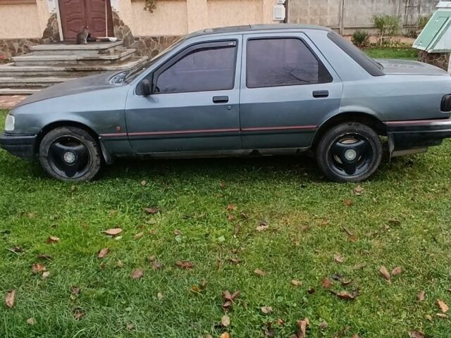 Серый Форд Сиерра, объемом двигателя 2 л и пробегом 59 тыс. км за 850 $, фото 2 на Automoto.ua