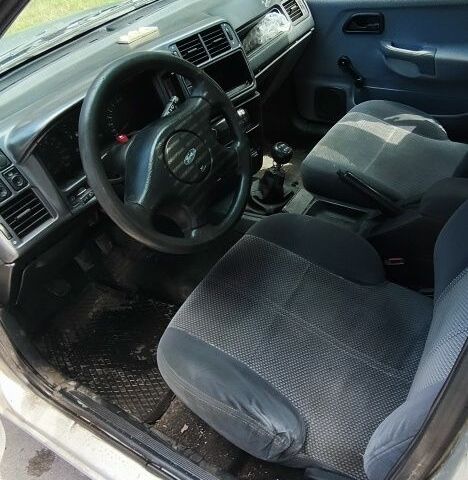 Сірий Форд Сієрра, об'ємом двигуна 2 л та пробігом 300 тис. км за 900 $, фото 5 на Automoto.ua