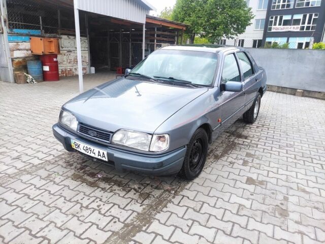 Серый Форд Сиерра, объемом двигателя 2 л и пробегом 450 тыс. км за 400 $, фото 1 на Automoto.ua