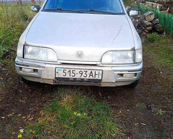 Серый Форд Сиерра, объемом двигателя 0 л и пробегом 158 тыс. км за 700 $, фото 5 на Automoto.ua