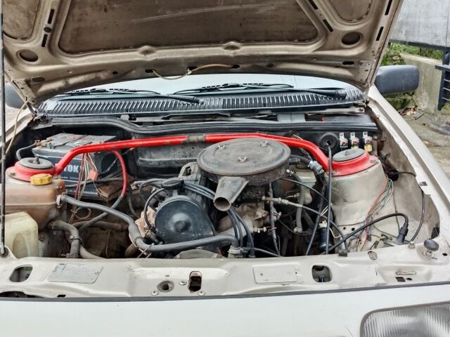 Сірий Форд Сієрра, об'ємом двигуна 2 л та пробігом 400 тис. км за 524 $, фото 3 на Automoto.ua